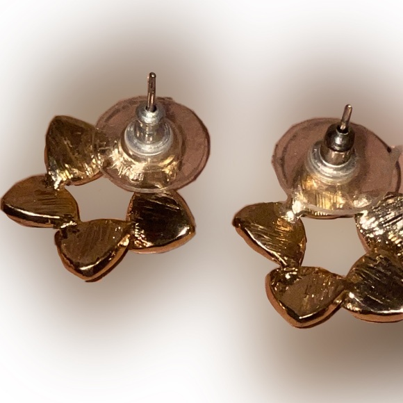 Kokulis Collection Flower Shaped Earrings with Natural Minerals and Gold Bath - Picture 3 of 3